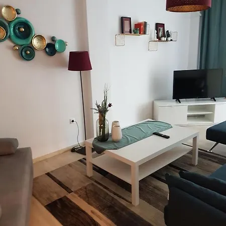 Apartament Fenia's *