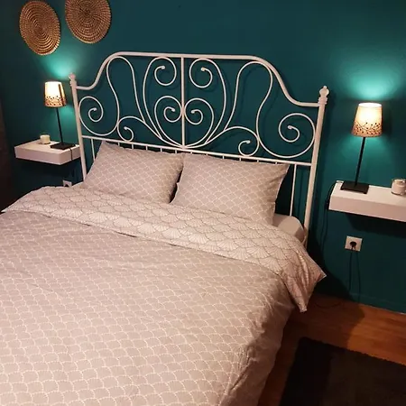 Fenia's Apartmán *
